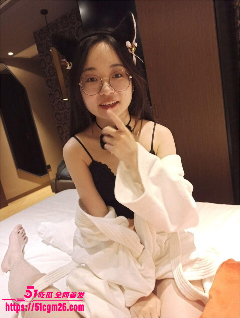 清纯学生妹酒店约炮视频 1