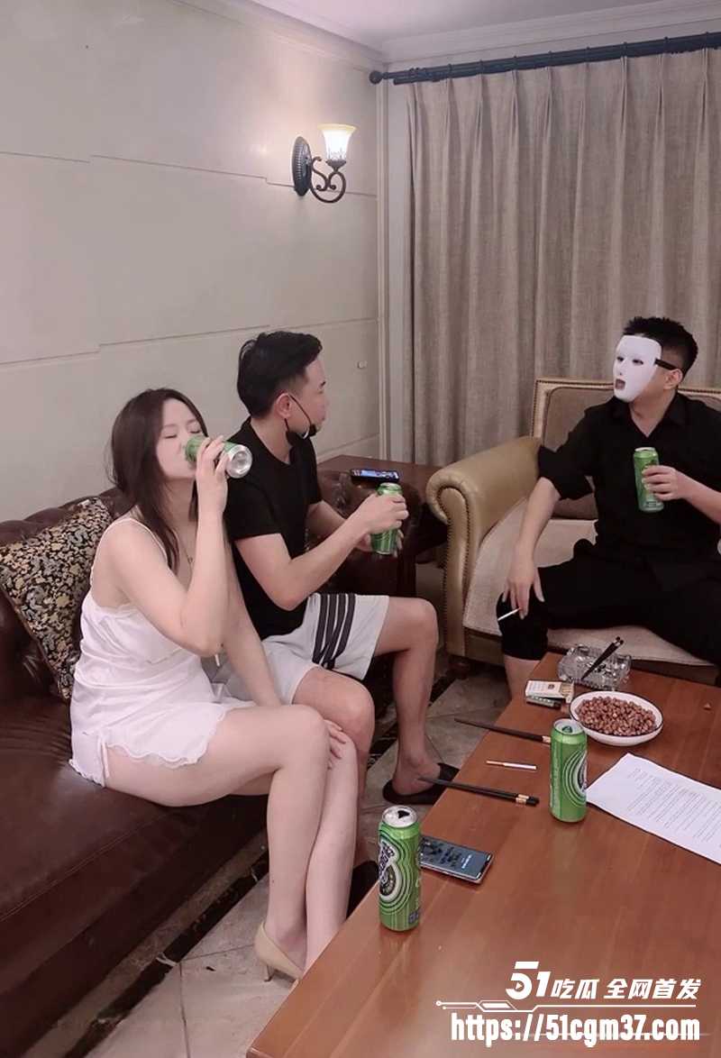 绿帽AV 废柴老公晋升之路 1 拷贝 绿帽AV 废柴老公晋升之路 1 拷贝