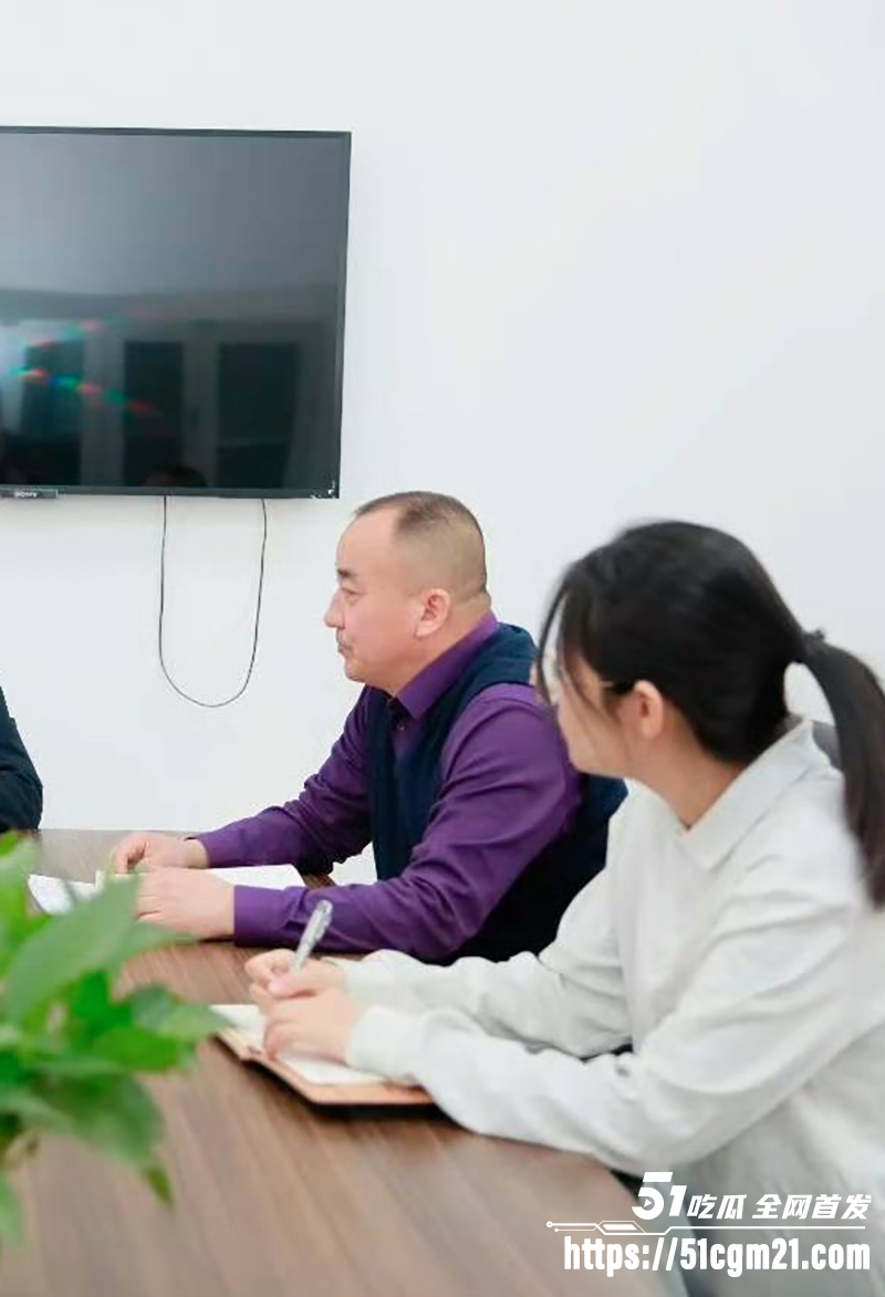 山西吕梁法院庭长吕云锁猥亵女当事人4拷贝