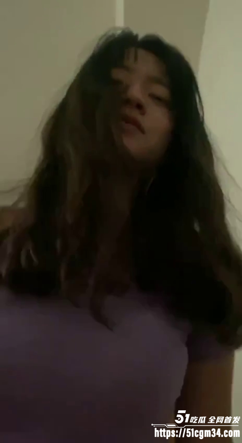 高颜值小网红七七与前男友做爱自拍泄密 5 高颜值小网红七七与前男友做爱自拍泄密 5