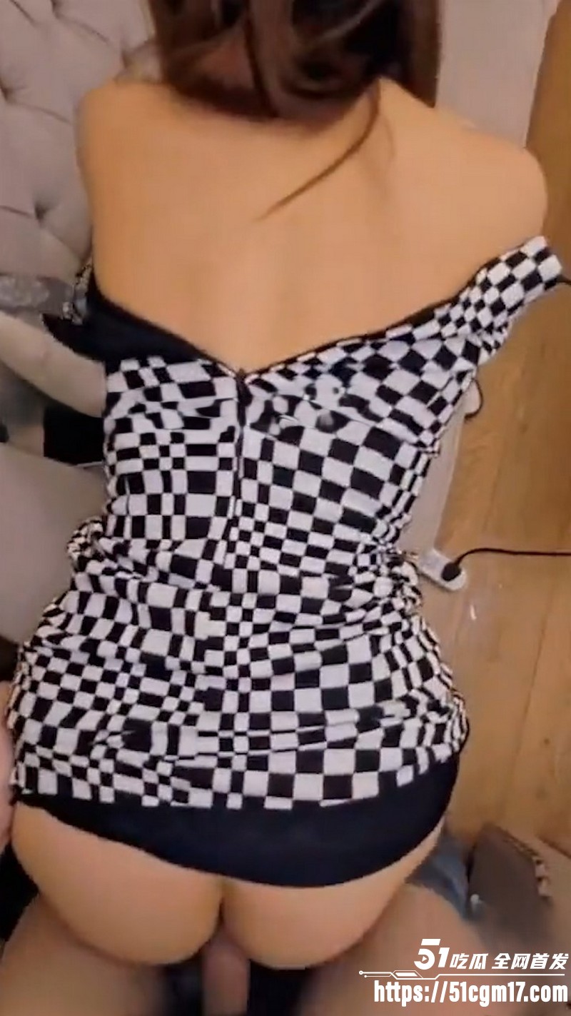 海角乱伦大神亲姐的诱惑新作 6