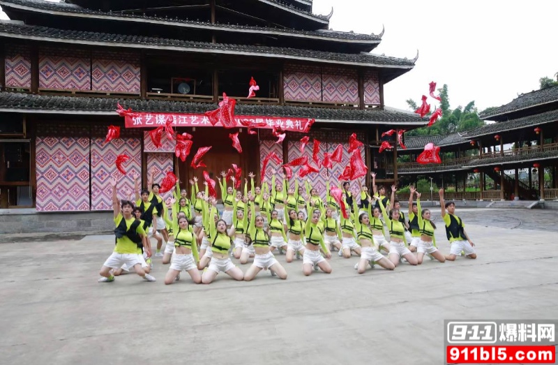 广西印象刘三姐演出全裸 21