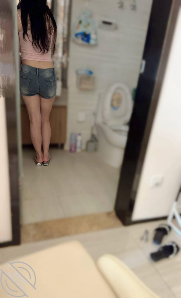 [长篇连载:妹妹日记]妹妹和我说她卖x的事情后有种上她的冲动-来自海角社区的真实故事经历