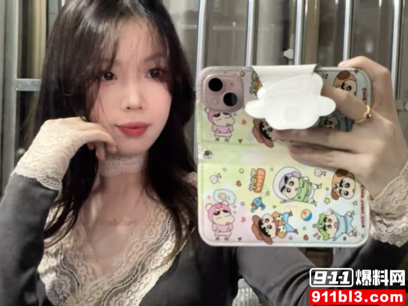 高颜极品身材女销售 王家茹  23