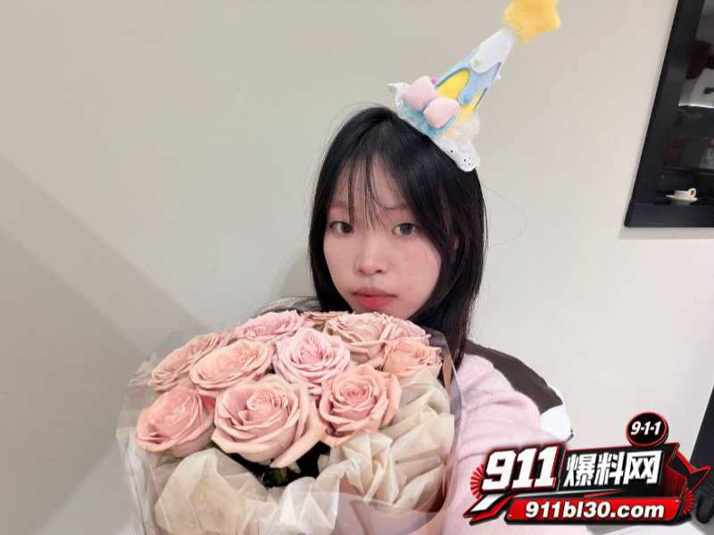 李婕莹3