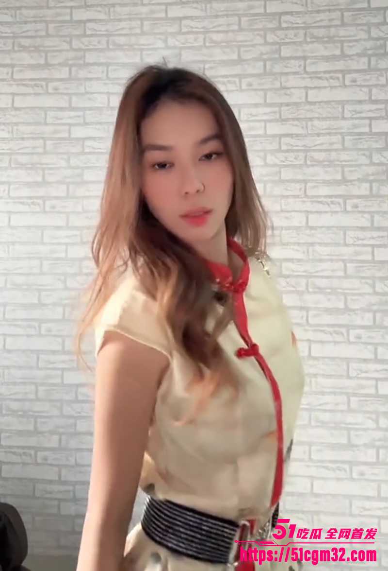 极品高颜值混血儿小网美GabriellaYang性爱视频曝光4拷贝 极品高颜值混血儿小网美GabriellaYang性爱视频曝光4拷贝