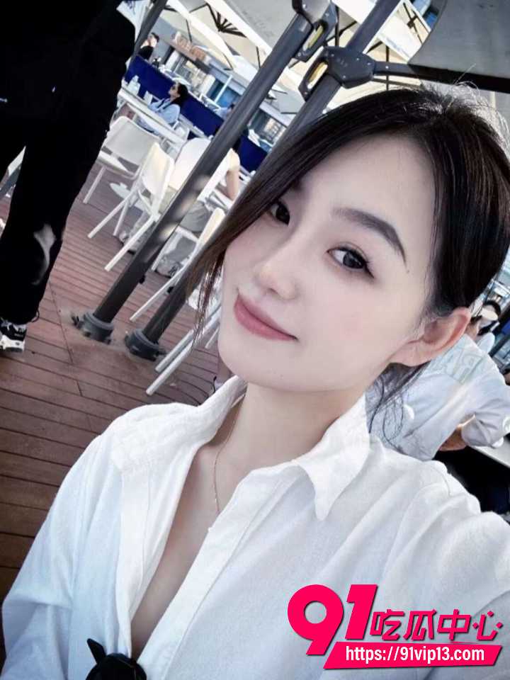 黑龙江极品反差少妇偷吃3