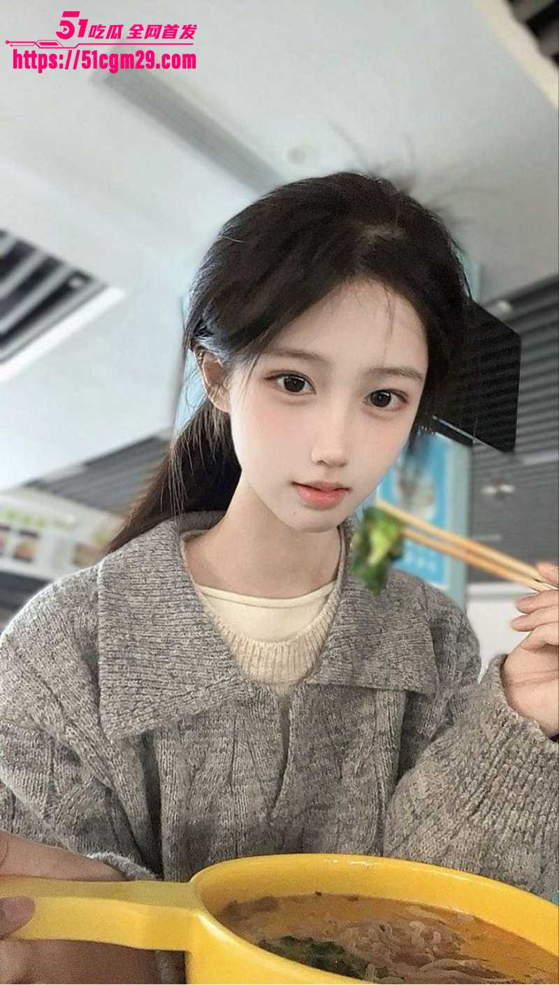 重庆工商大学反差婊 吴佳琪 自慰私拍 3 重庆工商大学反差婊 吴佳琪 自慰私拍 3