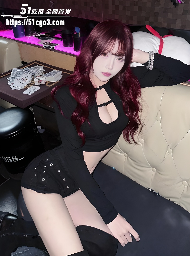 巨乳网红金主调教视频曝光  2