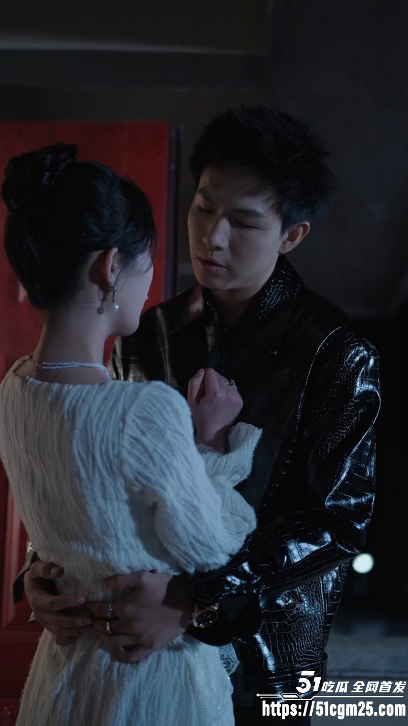 热播短剧触碰我的底线后果你扛不住全集 4