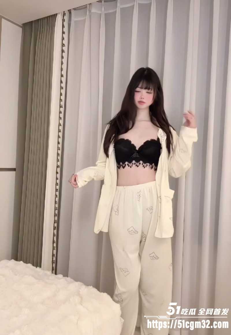 快手肉感嫩妹不吃肉卷嘛 2 快手肉感嫩妹不吃肉卷嘛 2