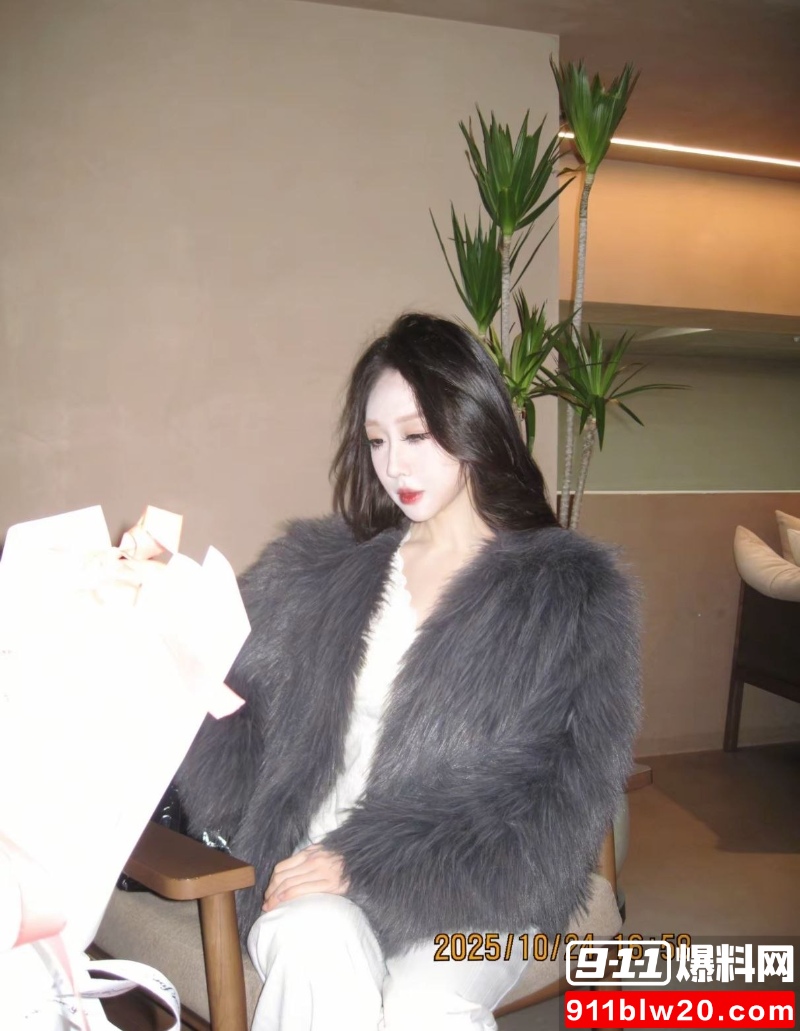 山西八字奶健身婊研究生  17