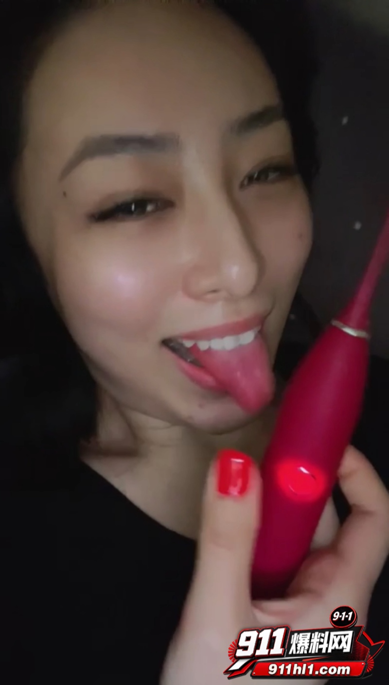 高颜值极品大奶少妇 4