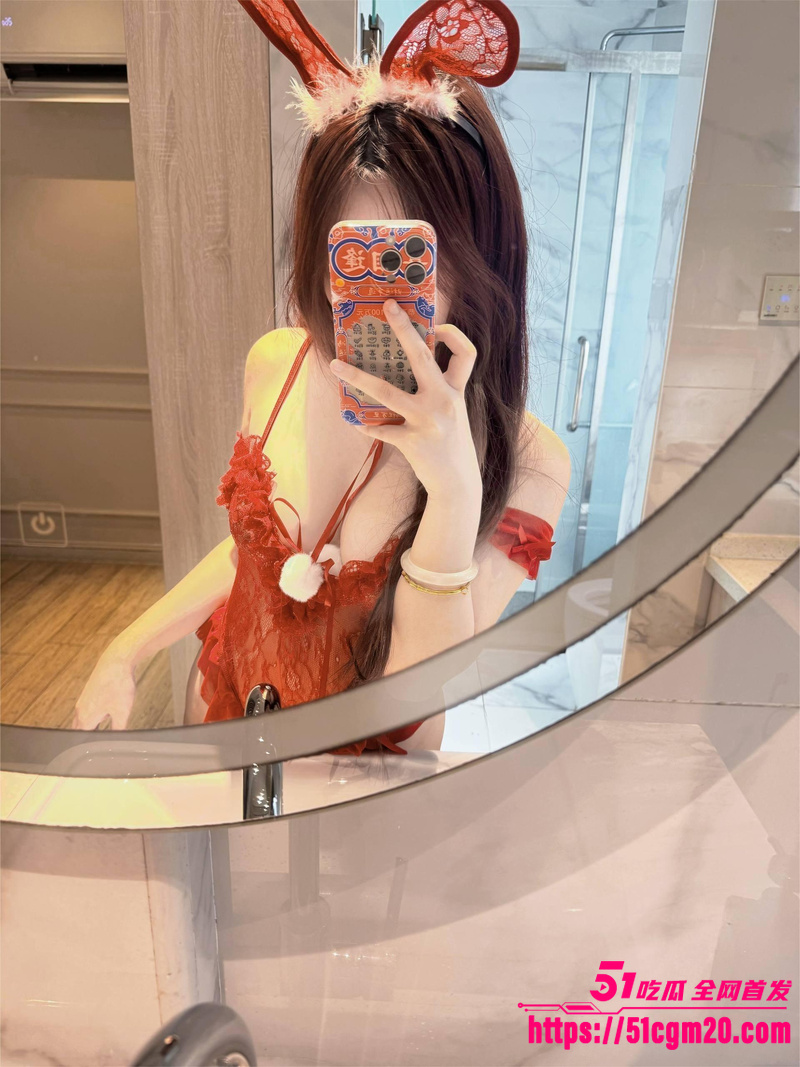 推特天花板萝莉 琳宝 制服诱惑私拍  2