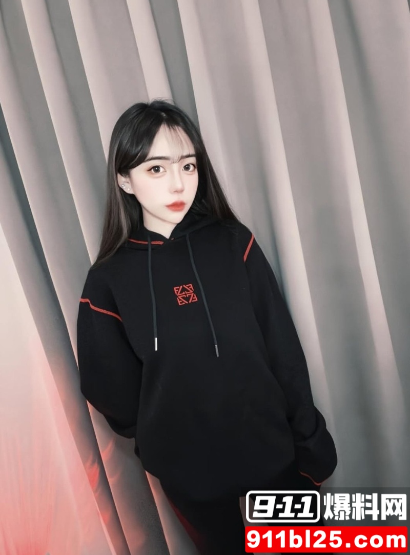 IG高颜巨乳嫩妹 jie.e2 14