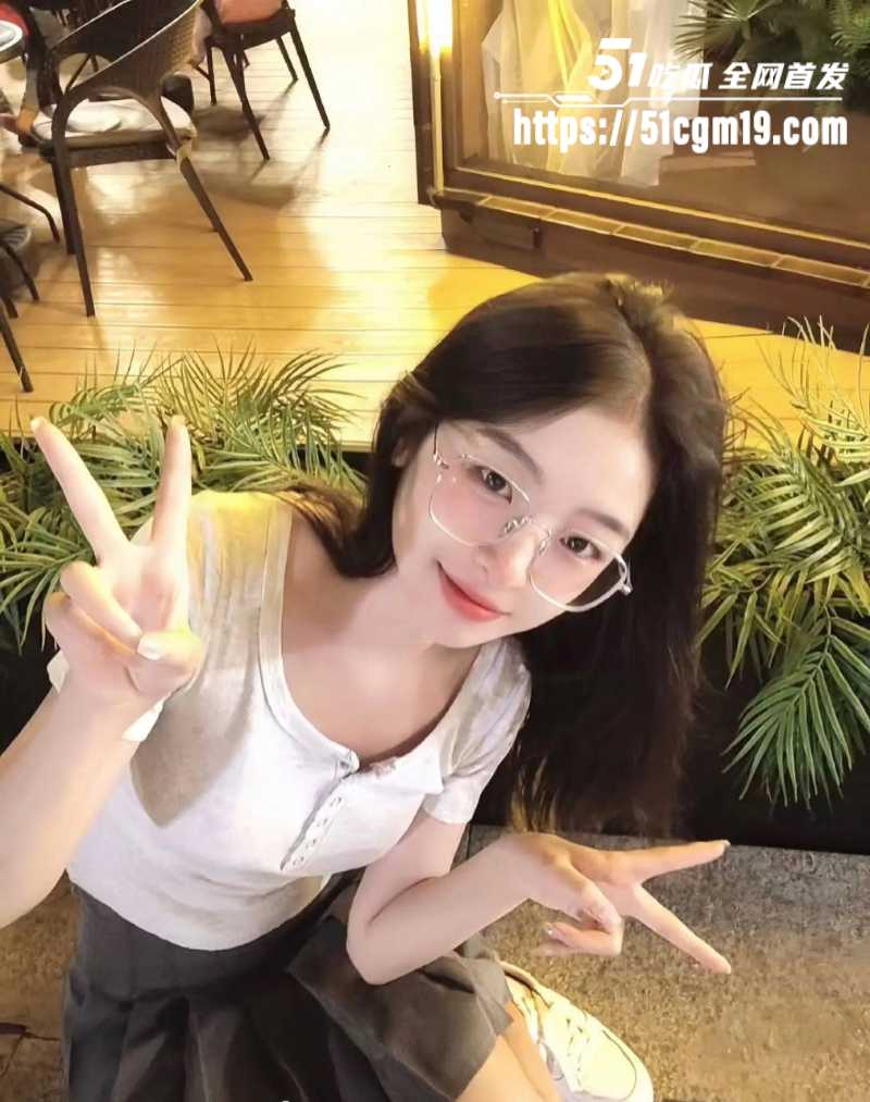 反差婊WL妍黑丝母狗2