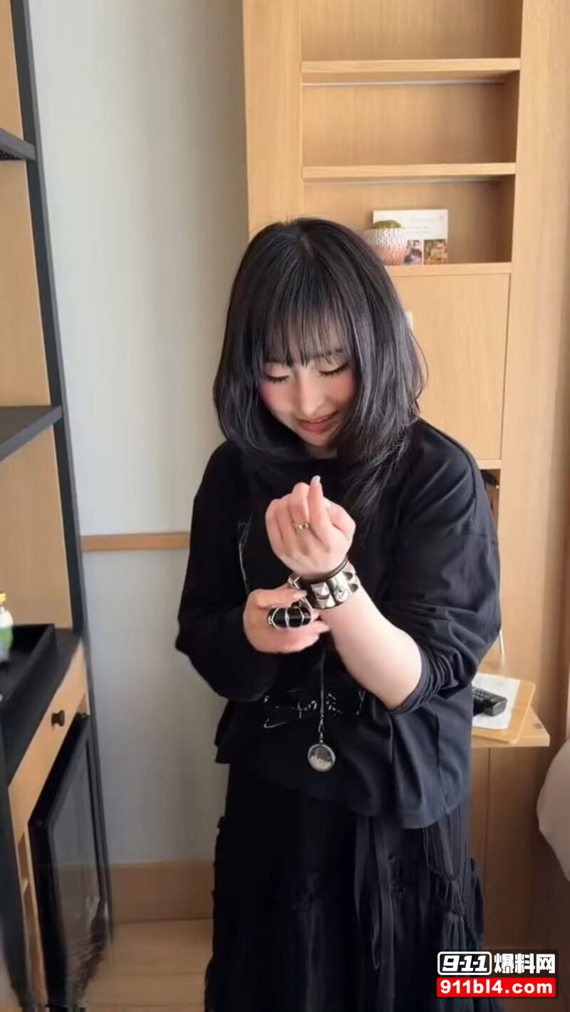 噗噗深喉口交 6