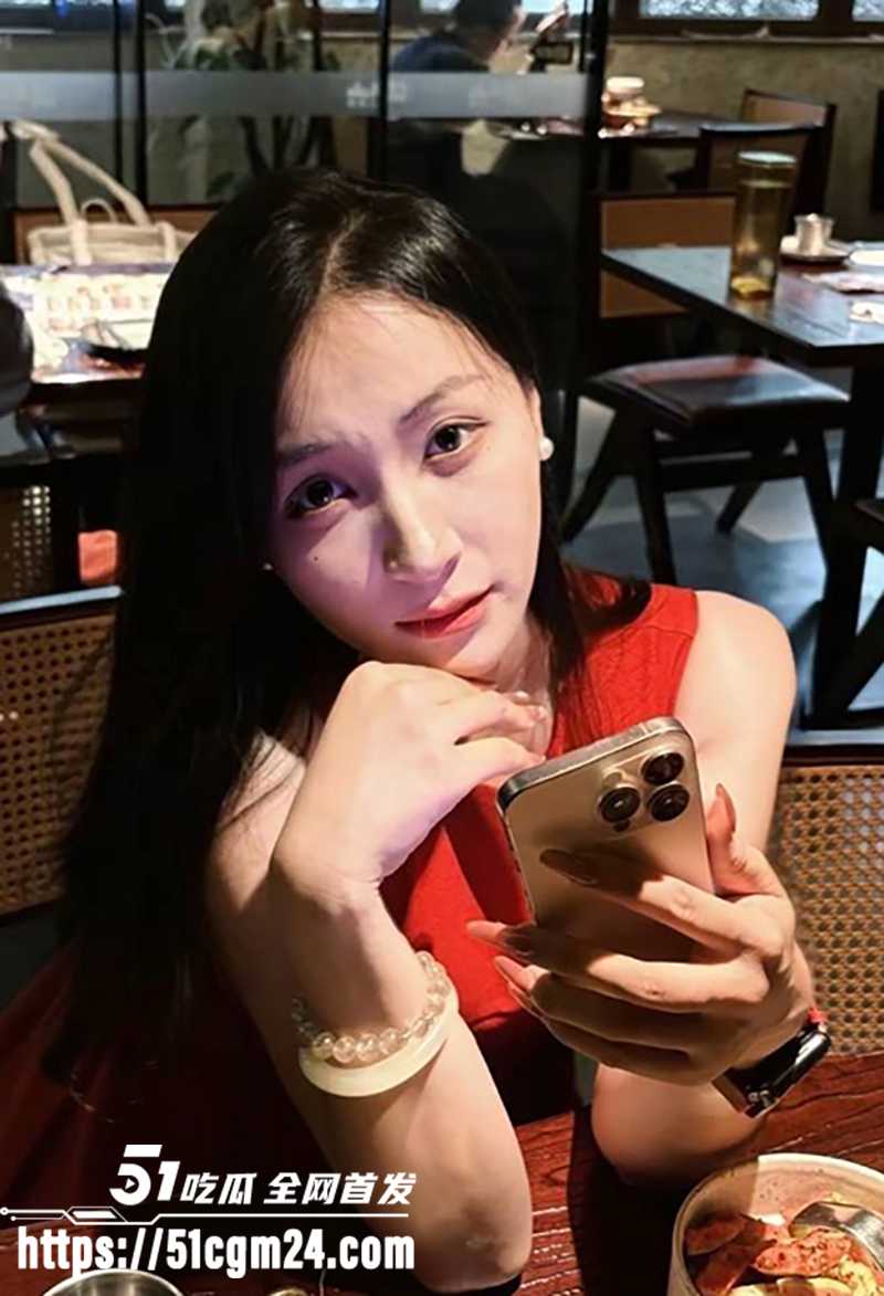 吉林大学南岭校区研究生刘志浩脚踏多条船被爆1拷贝