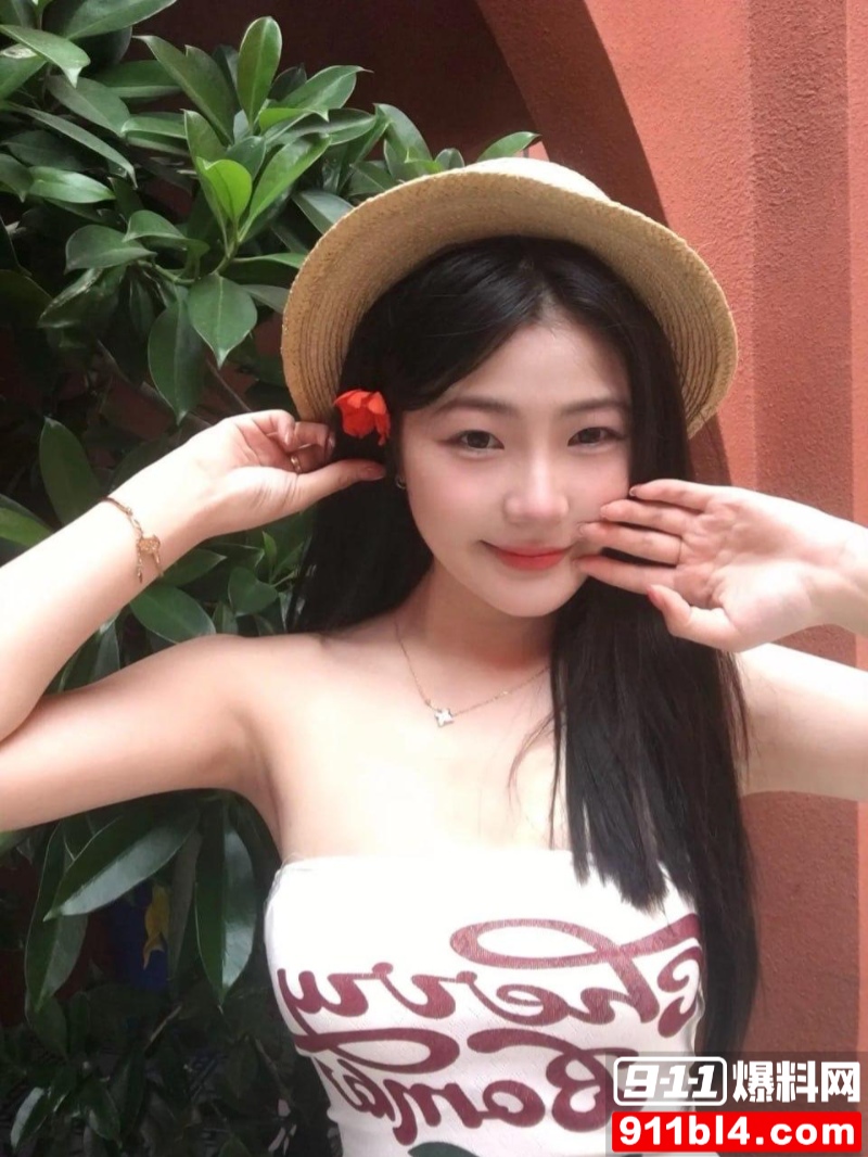 长相甜美温文尔雅的女神 蔡思林 17 长相甜美温文尔雅的女神 蔡思林 17