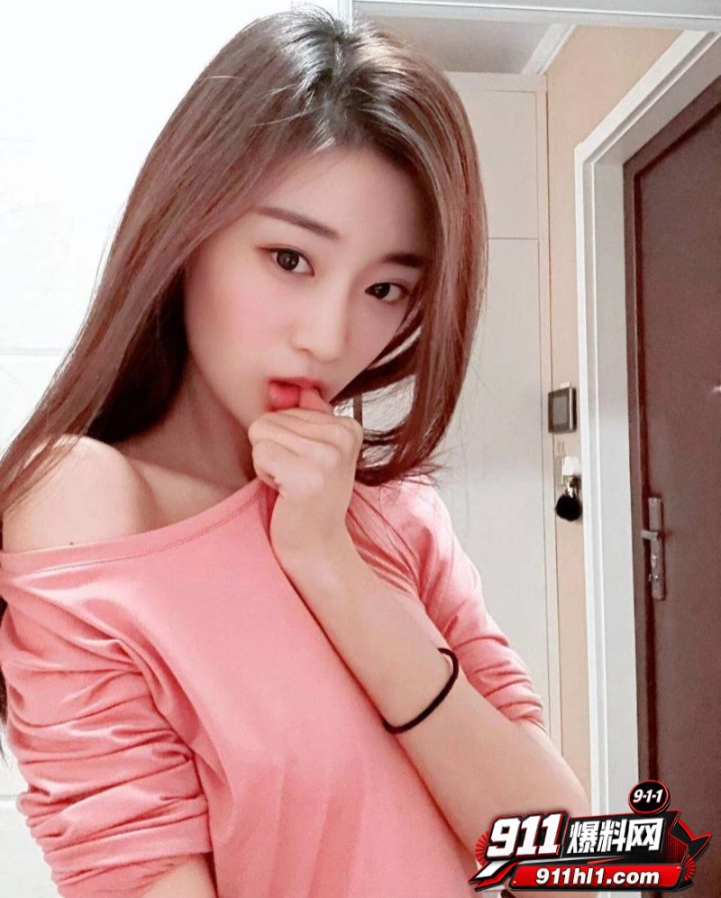女模特 冯玥妍 不雅视频流出8 女模特 冯玥妍 不雅视频流出8