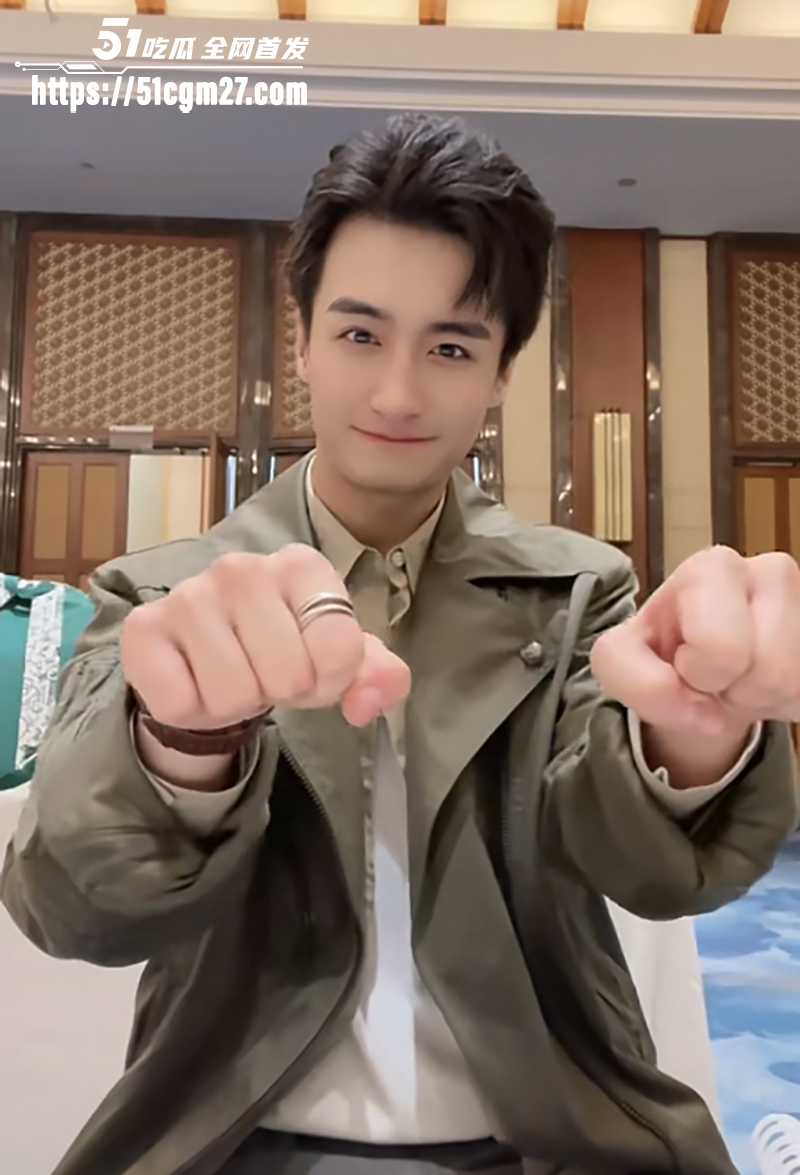 短剧演员金珊爆料前男友王家霖出轨 7 拷贝