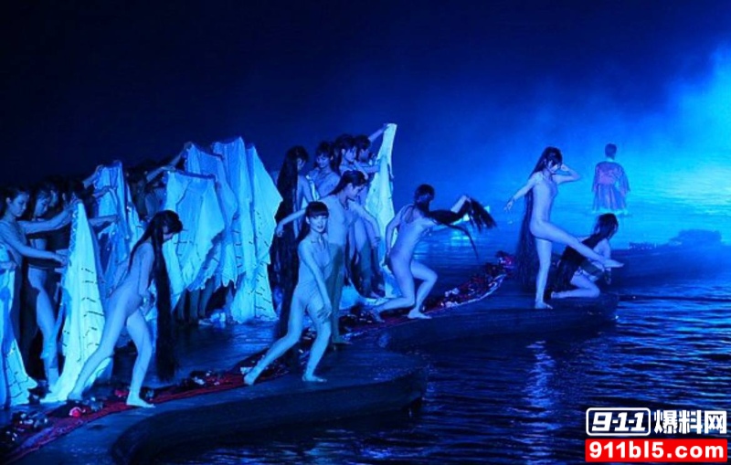 广西印象刘三姐演出全裸 35
