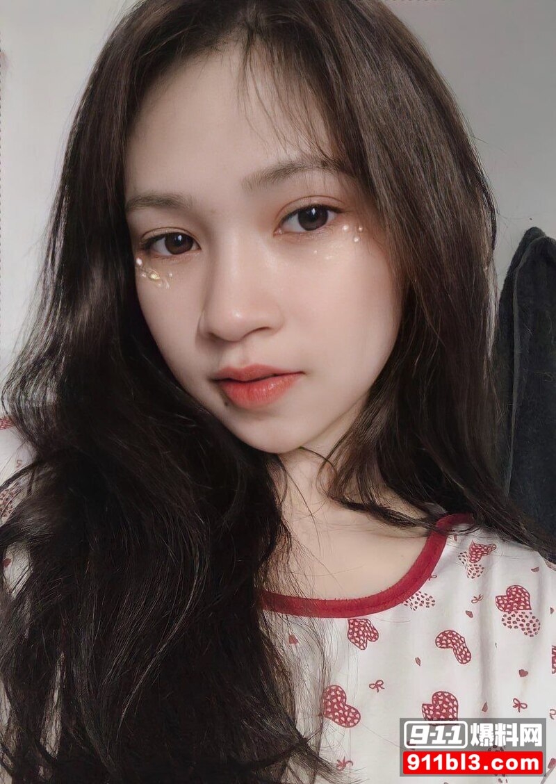 CharleneMaeRada母狗口交 19