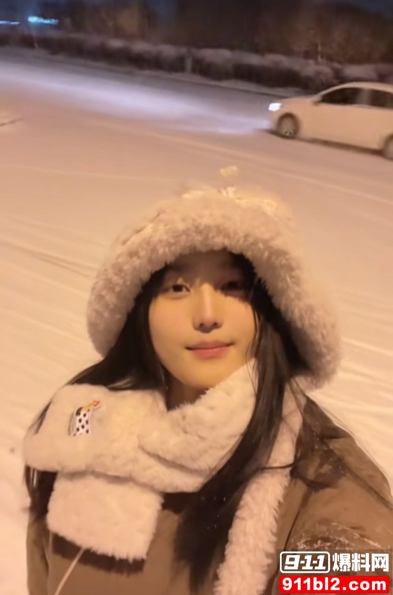 河南理工学院大四美女陈奕涵 13