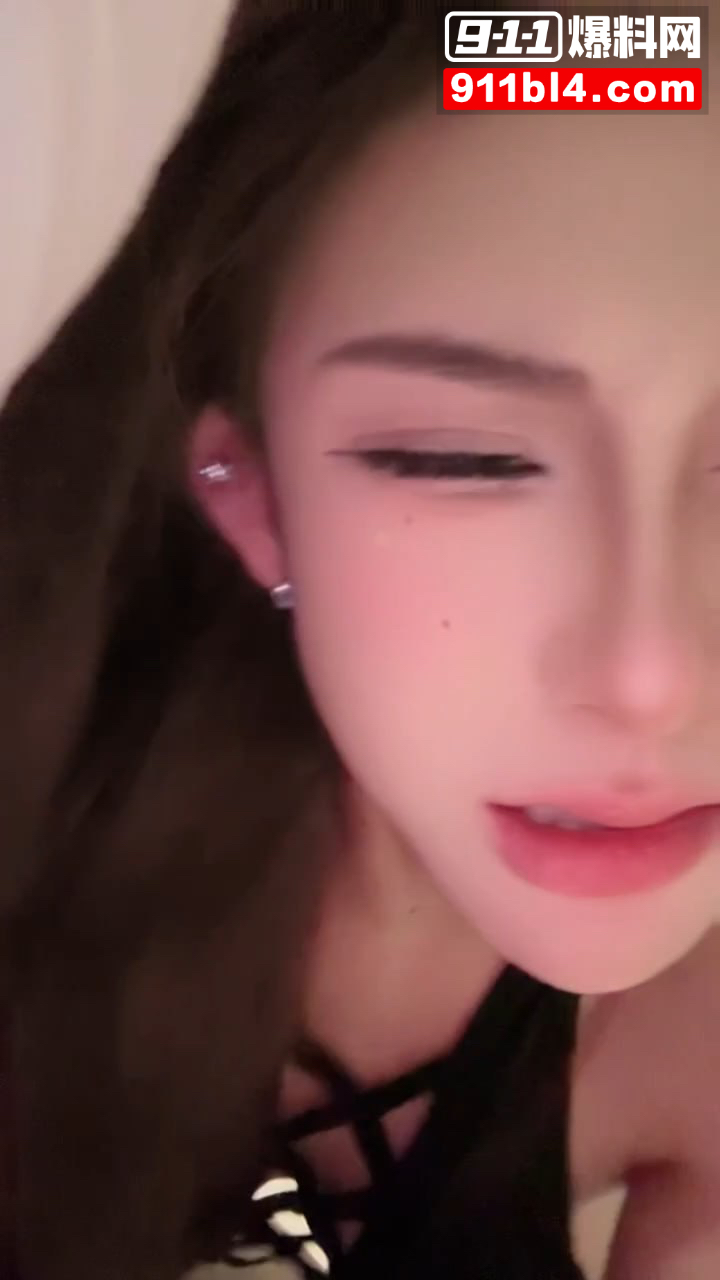 约炮高颜值纹身骨感黑逼妹5 约炮高颜值纹身骨感黑逼妹5