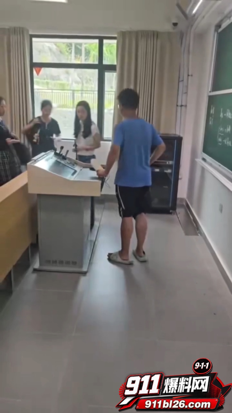 上海第二工业大学爆火的大学生 杀神 3 上海第二工业大学爆火的大学生 杀神 3
