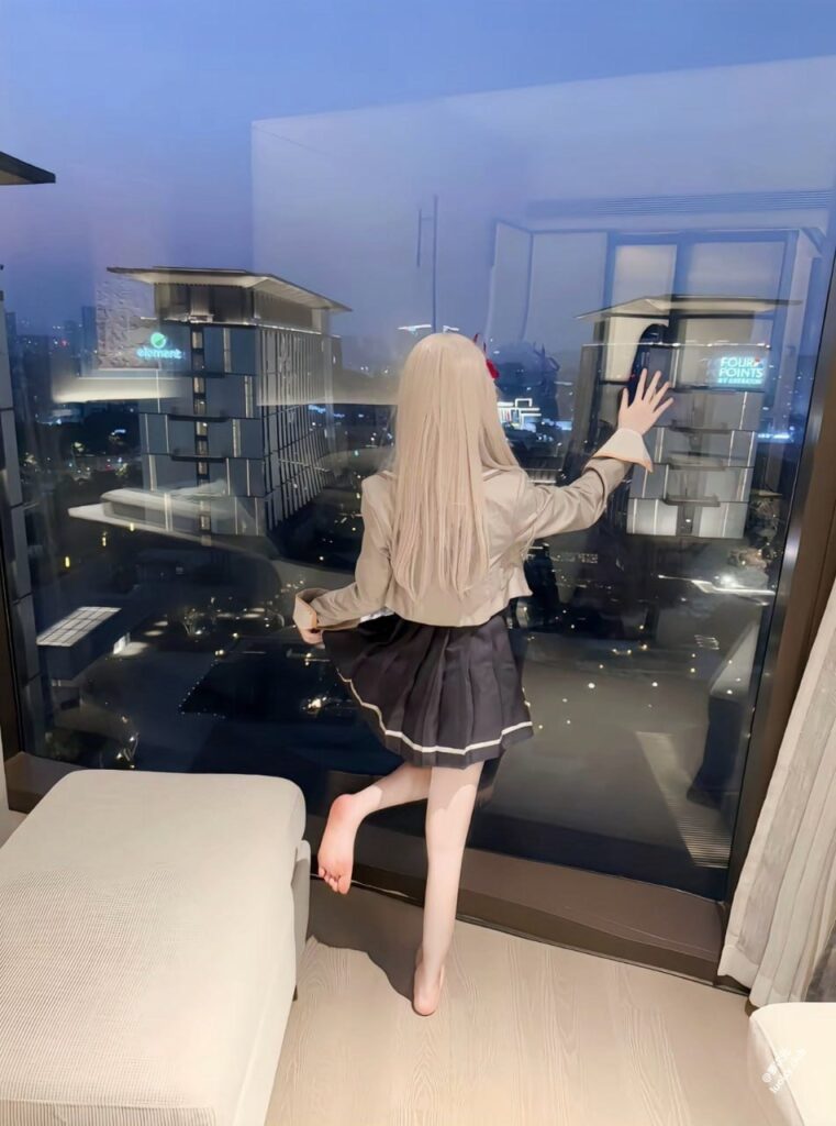绷不住少萝得吃哥小远ovo怒怼福利姬幼水若若