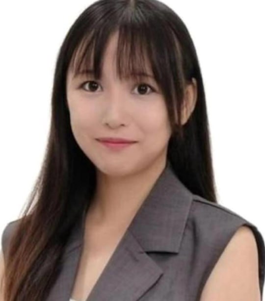 日本埼玉县最美女议员冈本小百合曾下海拍AV原片流出遭对比