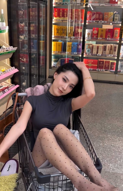 抖音41万粉丝少妇感网红刑具下海福利视频曝光