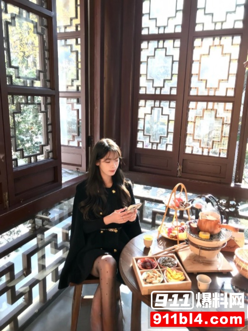 白嫩美乳女友4 白嫩美乳女友4