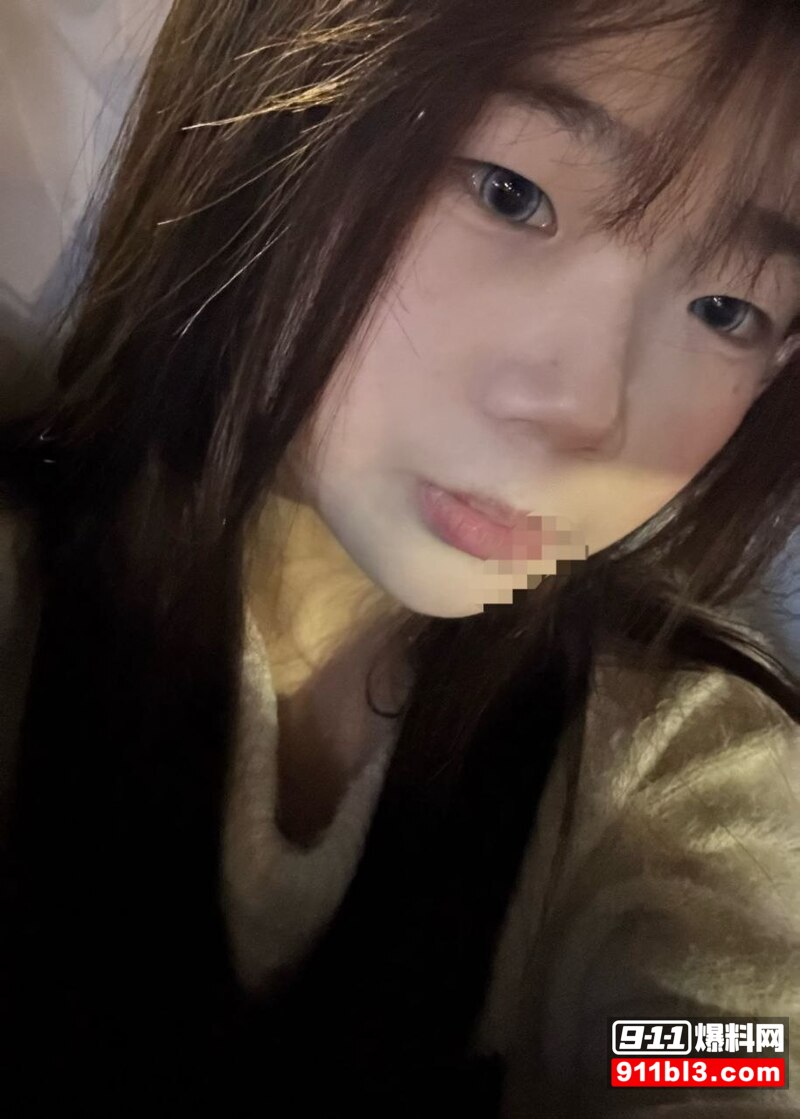 吴莹莹巨乳口爆 4