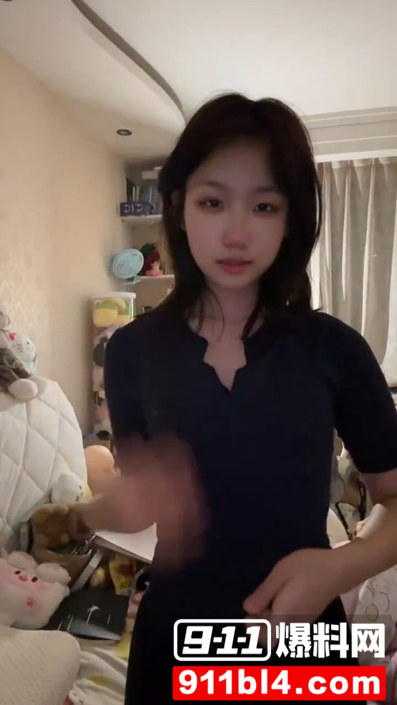 特高颜值福利姬8