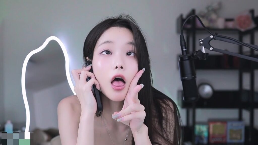 韩国KBJ露脸女主播lalalov2大杯御姐展示阿黑颜