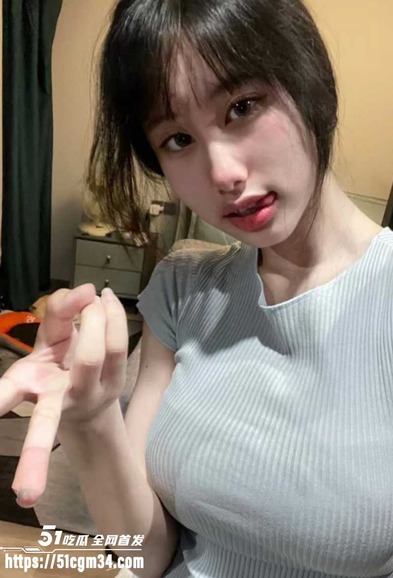 成都双流中学极品高颜值反差母狗韩婷大尺度私拍流出2拷贝 成都双流中学极品高颜值反差母狗韩婷大尺度私拍流出2拷贝