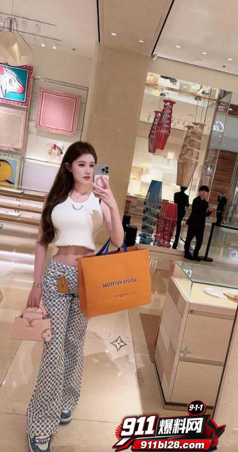 横店十八线演员大蜜蜜 34