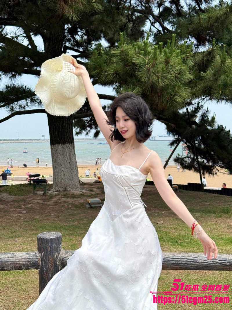 江苏大学反差婊 王珞可 性爱自拍 3