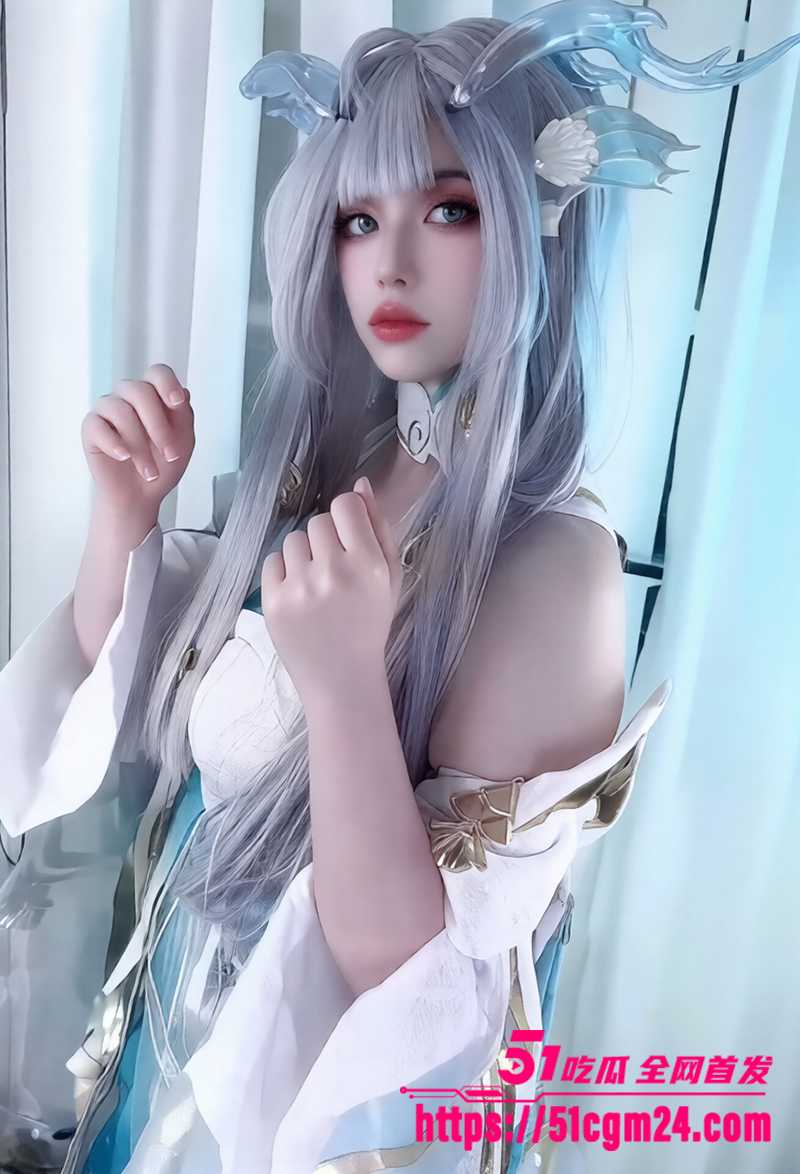 超人气女神美少女福利姬月野兔崽子COS西施足交榨精视频流出1拷贝