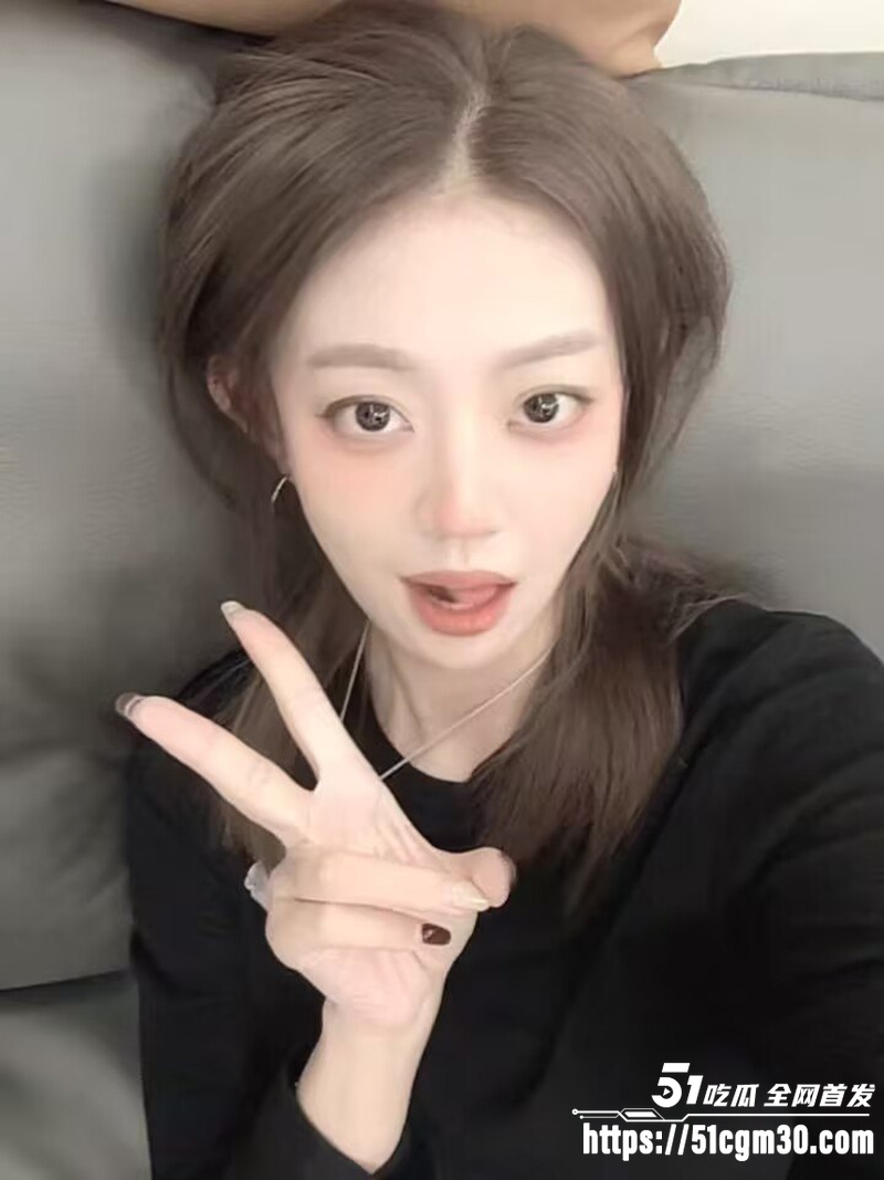广州淫妻 陈嘉慧 性爱合集放送 1 广州淫妻 陈嘉慧 性爱合集放送 1