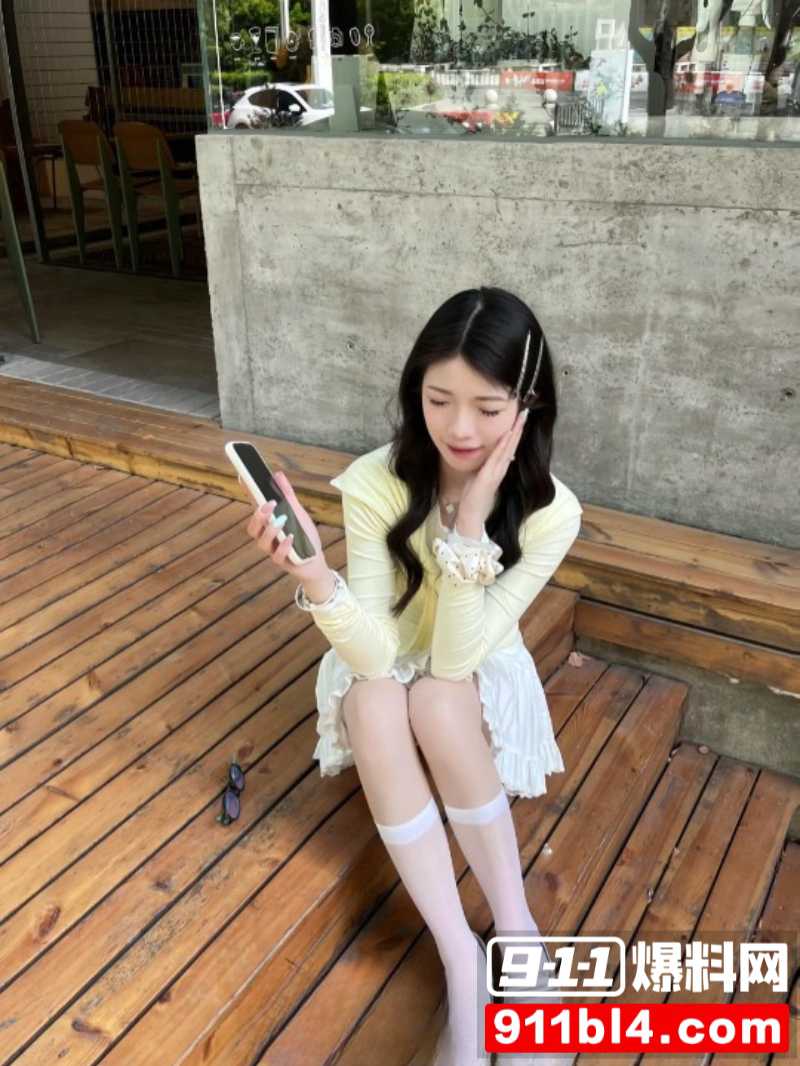 白嫩美乳女友2 白嫩美乳女友2
