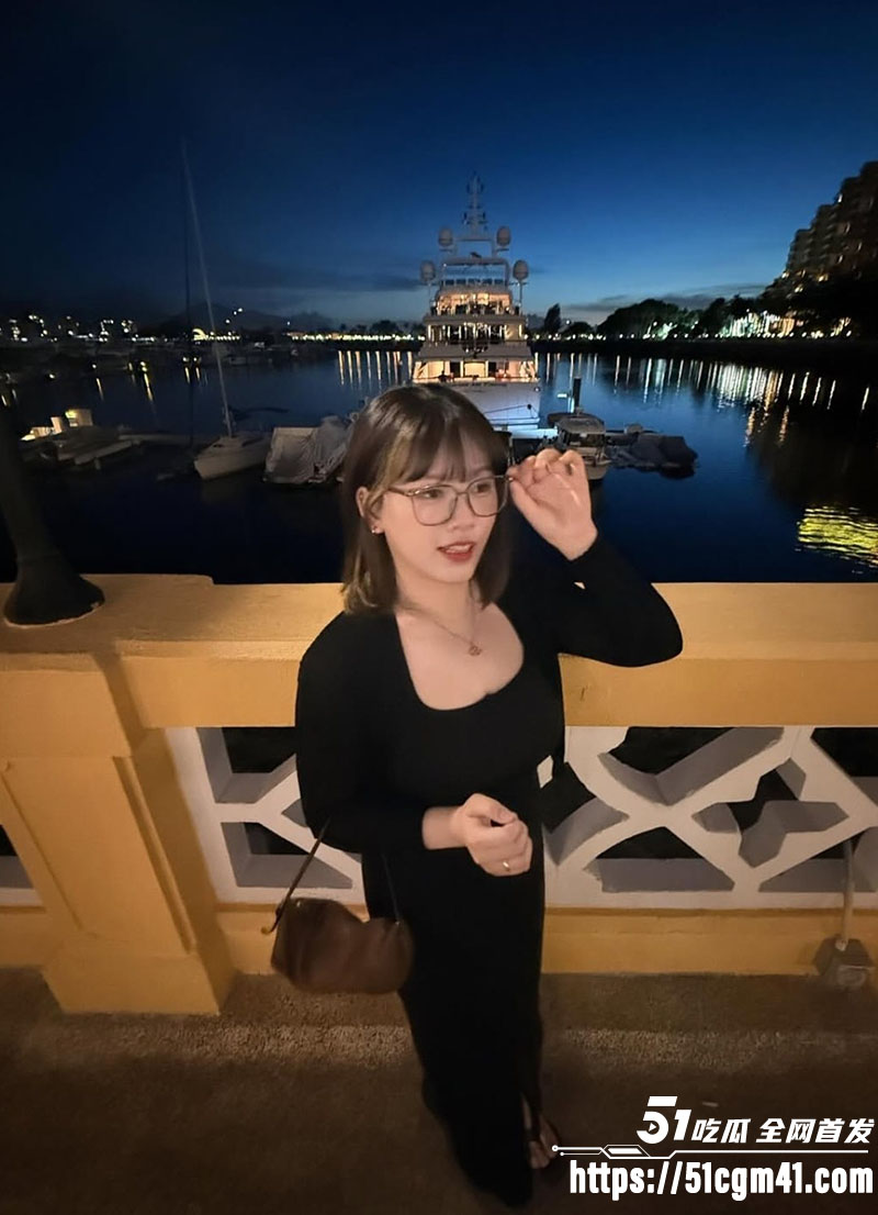 吴佳美露脸口交做爱视频1 吴佳美露脸口交做爱视频1