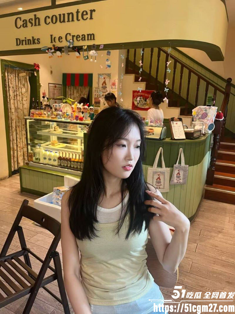 四川极品反差妹王欣冉惨遭曝光 3