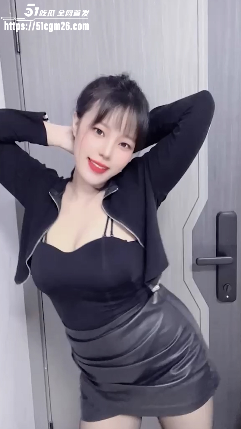 快手大奶少妇 婷宝 大尺度骚舞 2