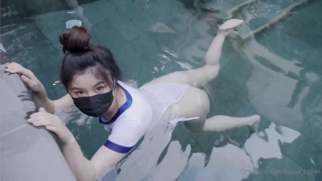 OnlyFans白虎御姐台北娜娜霸道女总裁吃掉小职员