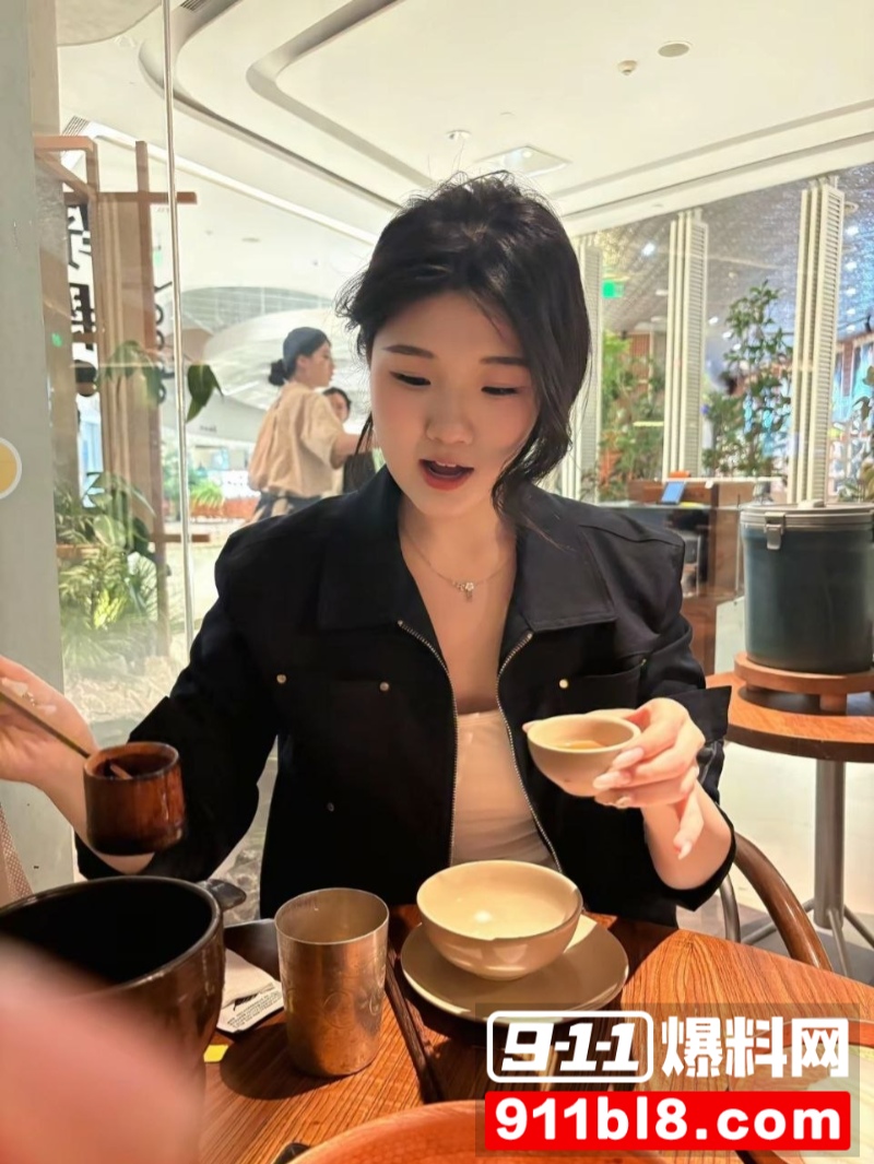 杨鑫苑3