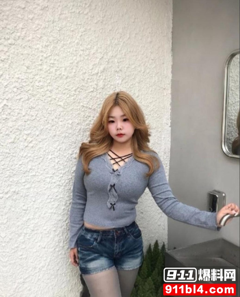 浙江白虎巨乳嫩妹周霞 14