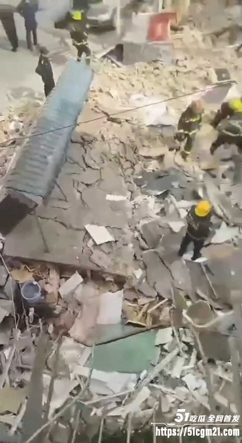 小酒馆突发爆炸3